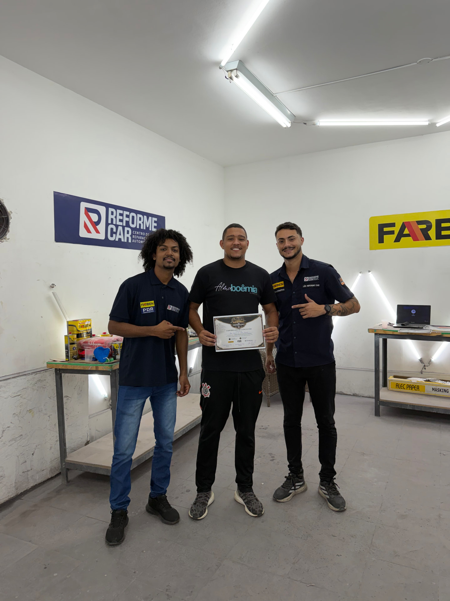 Momento do curso Mestres da Repintura