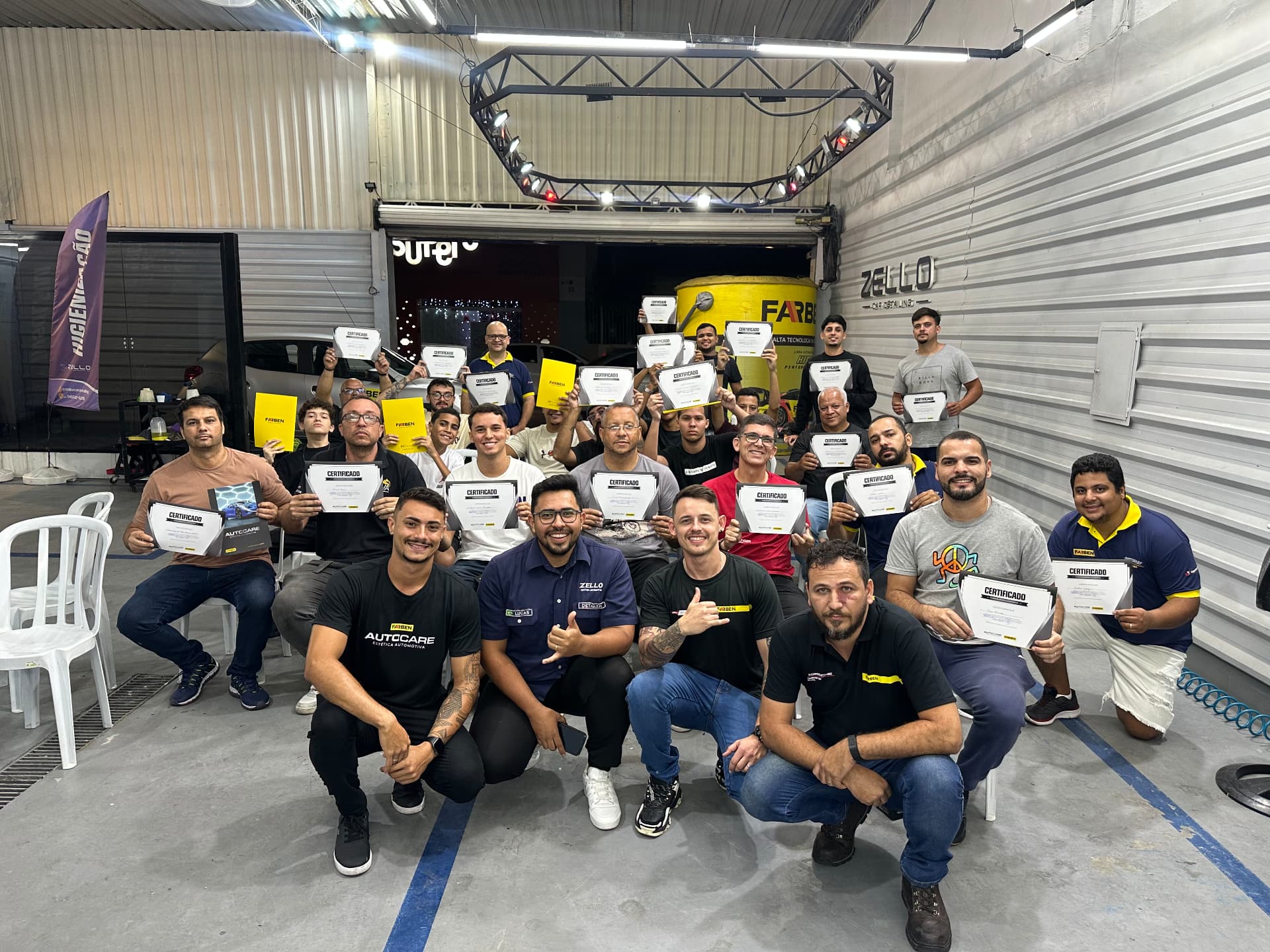 Momento do curso Mestres da Repintura